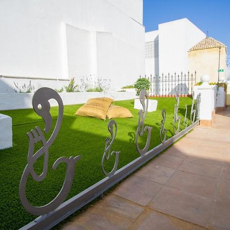 Apartamentos Sharis Jerez de la Frontera Bagian luar foto