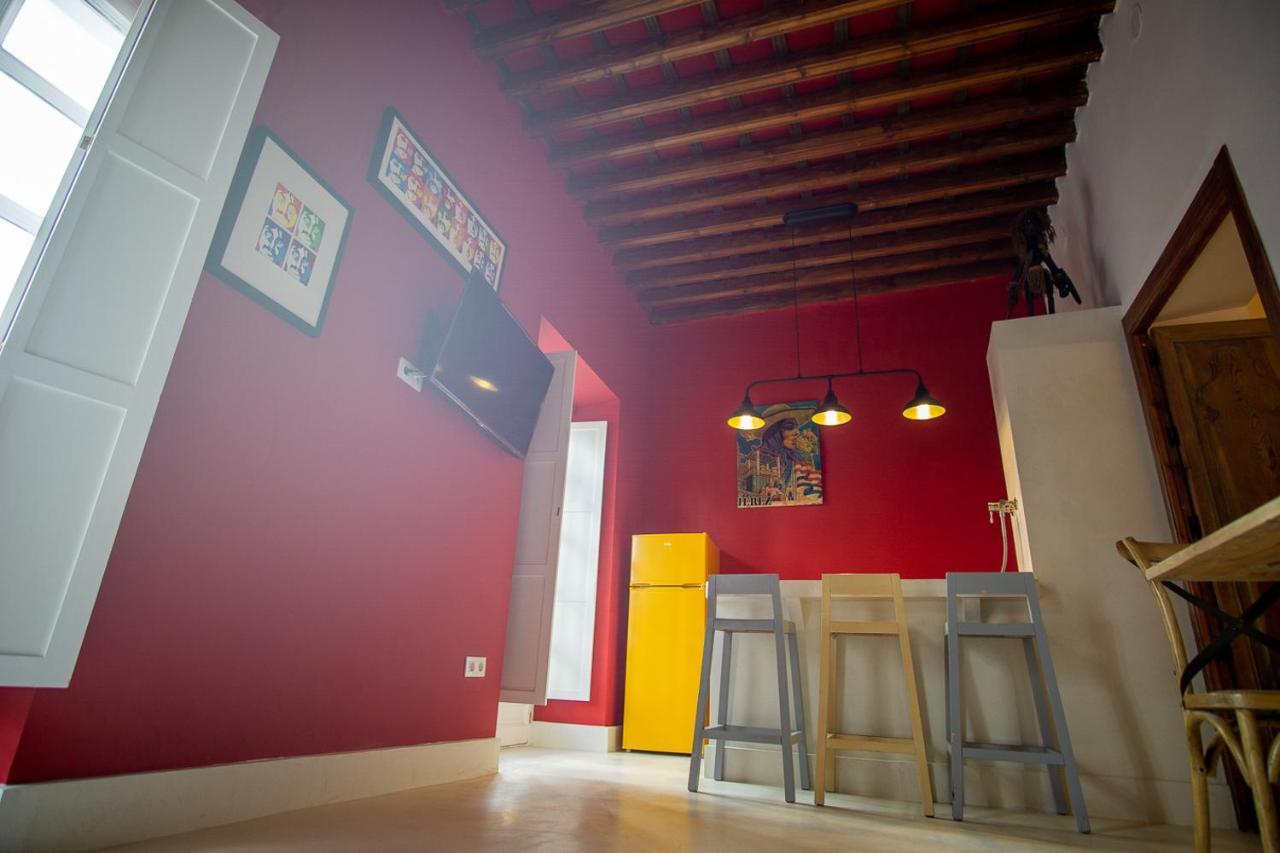 Apartamentos Sharis Jerez de la Frontera Bagian luar foto