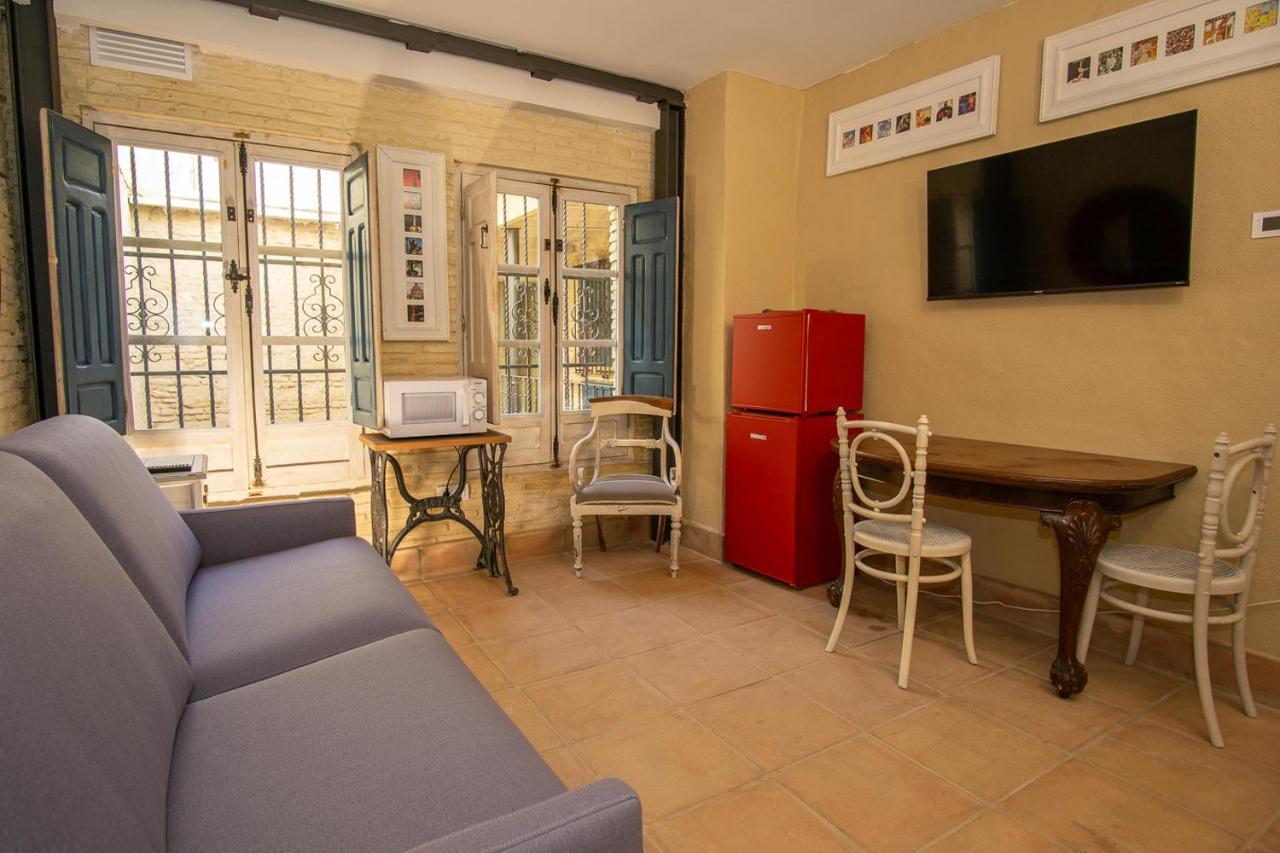 Apartamentos Sharis Jerez de la Frontera Bagian luar foto