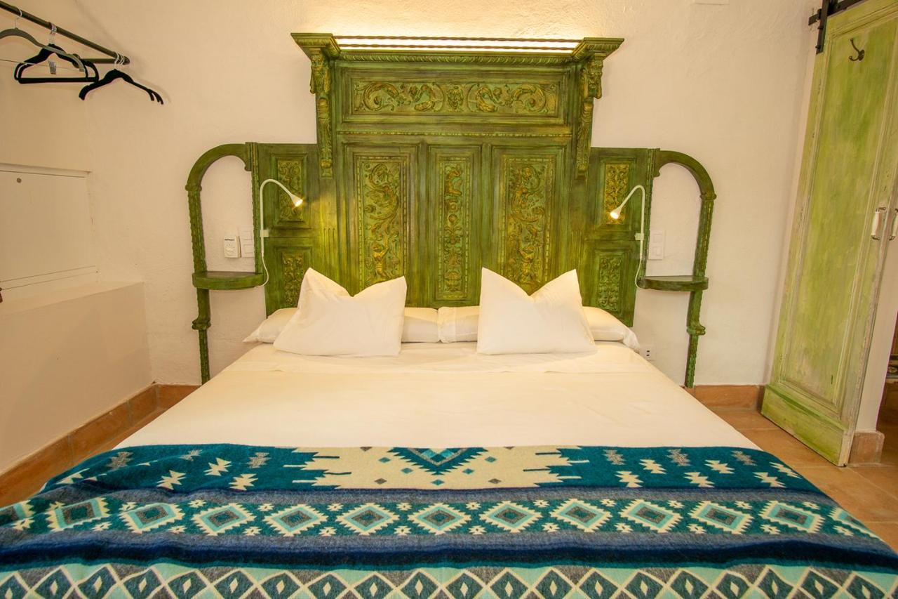 Apartamentos Sharis Jerez de la Frontera Bagian luar foto