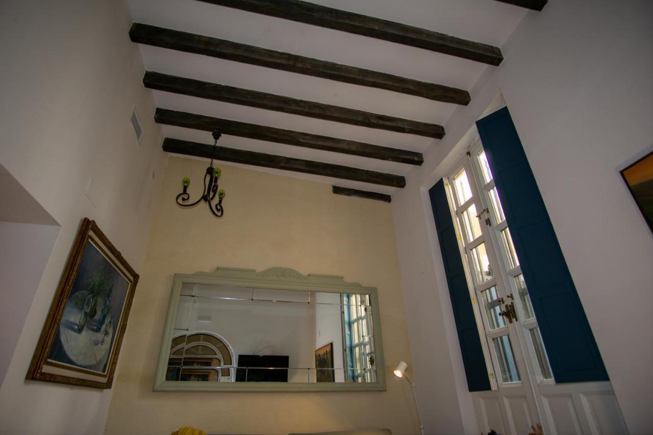 Apartamentos Sharis Jerez de la Frontera Bagian luar foto