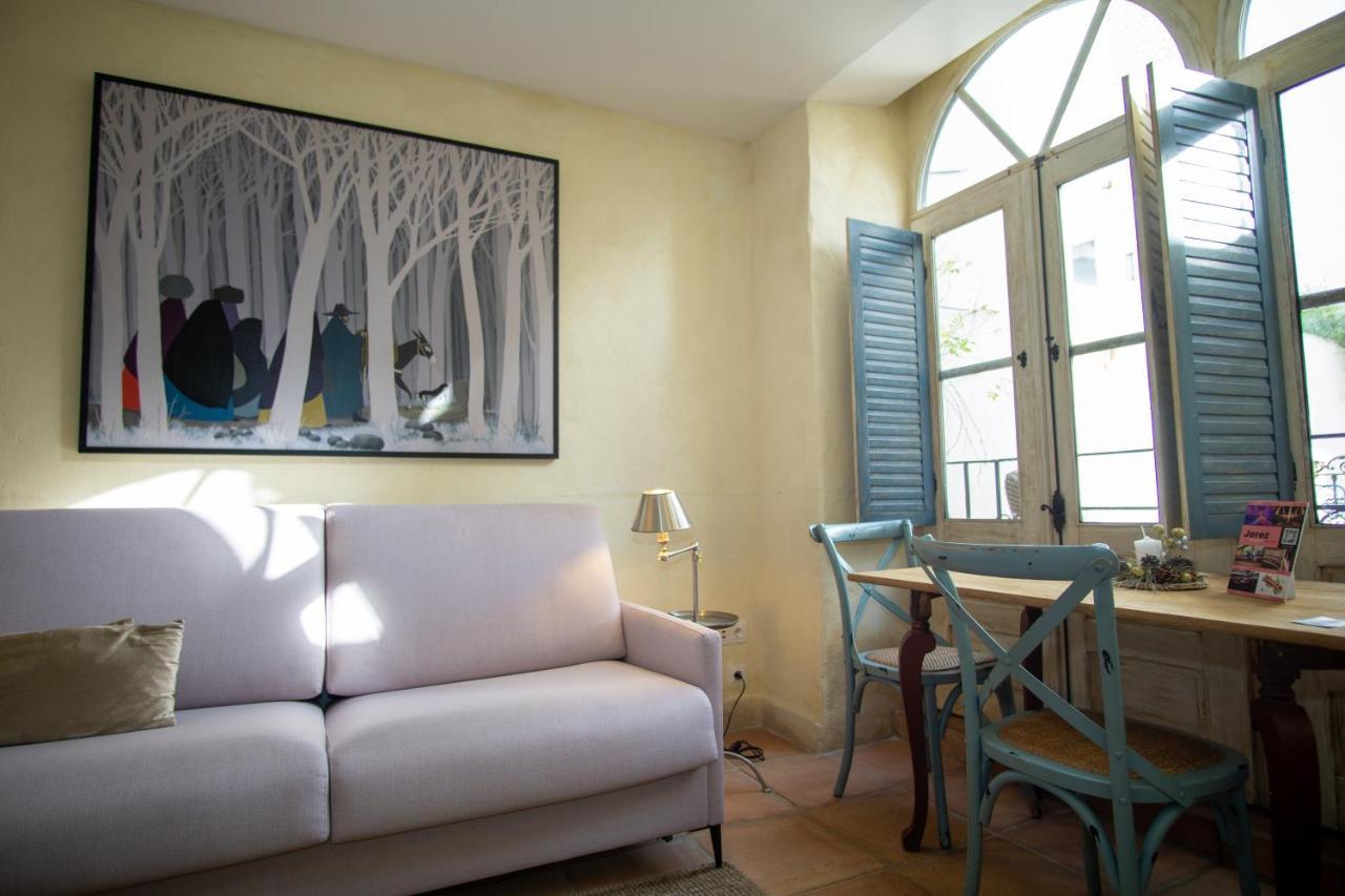 Apartamentos Sharis Jerez de la Frontera Bagian luar foto