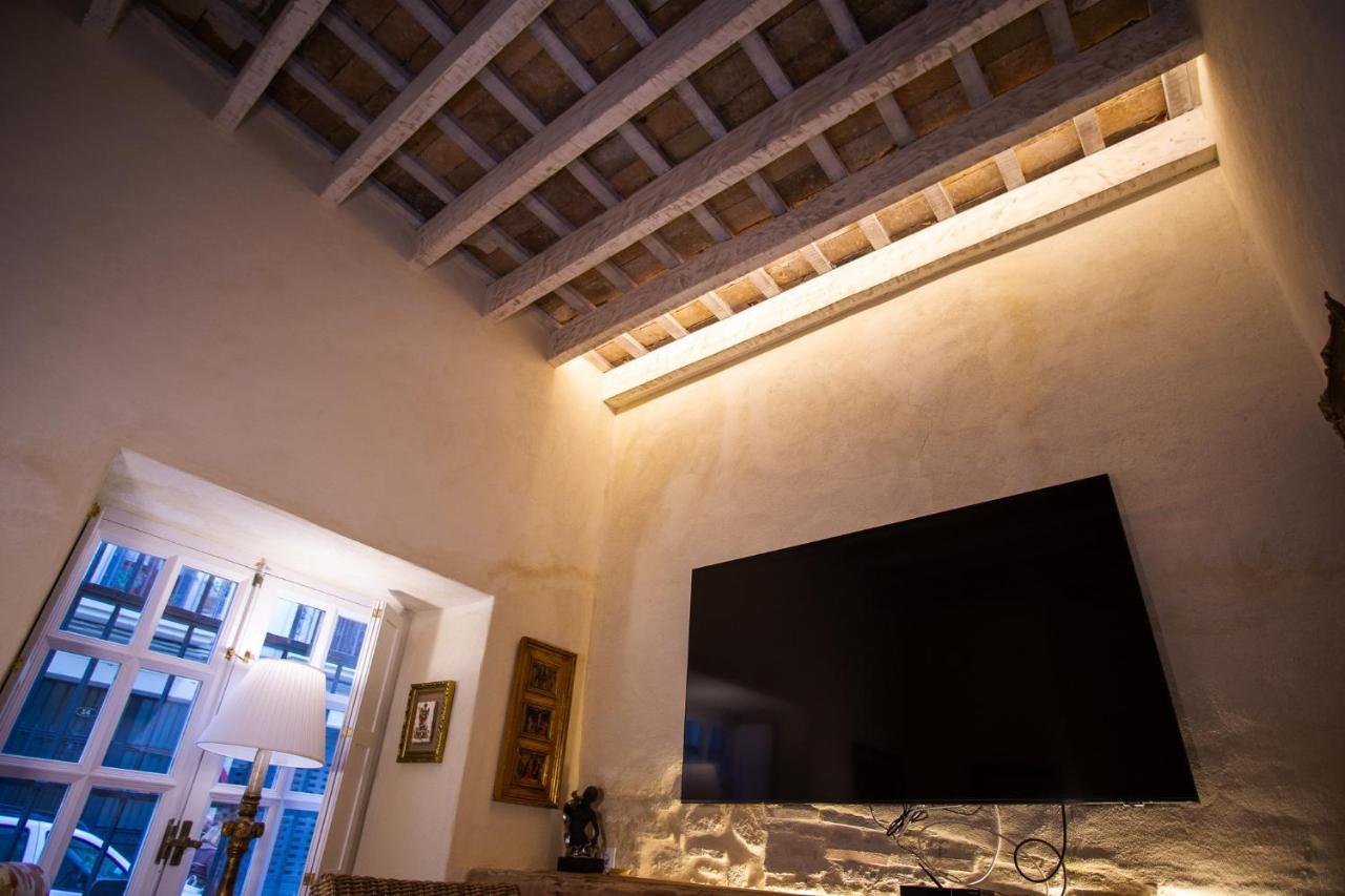 Apartamentos Sharis Jerez de la Frontera Bagian luar foto