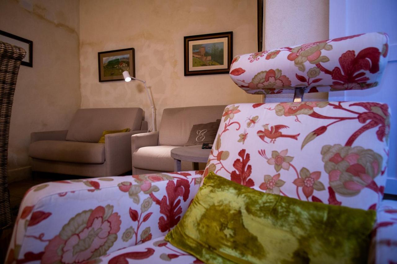 Apartamentos Sharis Jerez de la Frontera Bagian luar foto