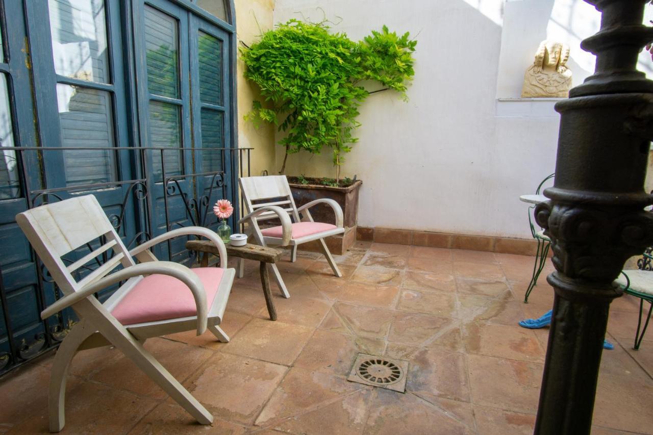 Apartamentos Sharis Jerez de la Frontera Bagian luar foto